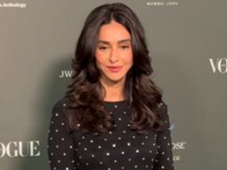 Mystical in black! Shibani Dandekar poses for paps