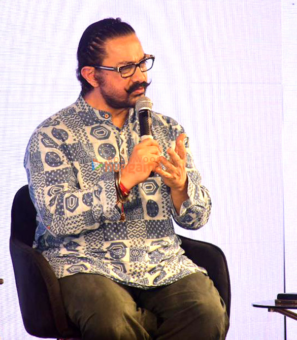 photos aamir khan graces the 4th season of ajivasan act 5