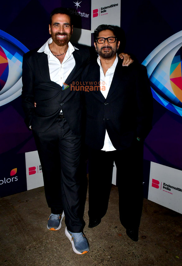 तस्वीरें: अक्षय कुमार और अरशद वारसी ने बिग बॉस 19 के सेट पर जॉली एलएलबी 3 को बढ़ावा दिया तस्वीरें: अक्षय कुमार और अरशद वारसी ने बिग बॉस 19 के सेट पर जॉली एलएलबी 3 को बढ़ावा दिया