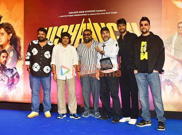 photos alaya f pankaj tripathi radhikka madan and others grace the premiere of nishaanchi 8