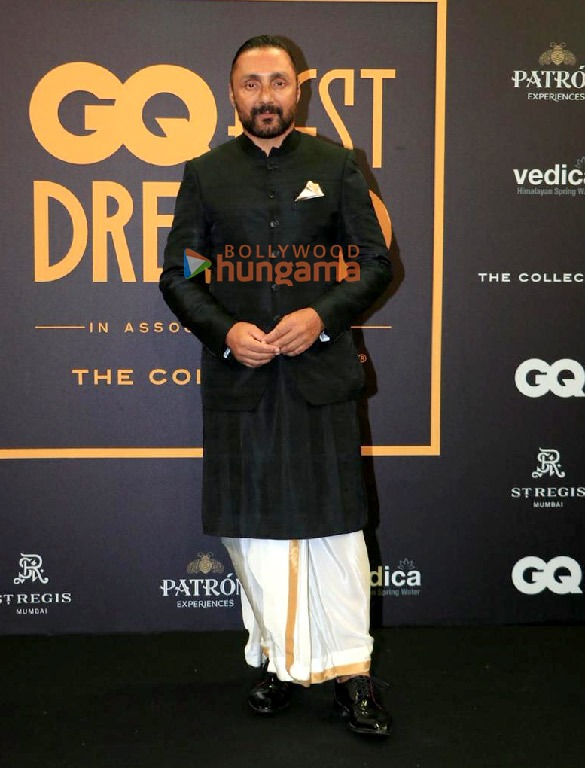 photos ananya panday amyra dastur zayed khan and others grace the gq best dressed awards 2025 2 6
