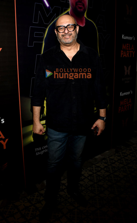 photos anu malik sunil grover rajat bedi and others grace lyricist kumaars birthday bash 18