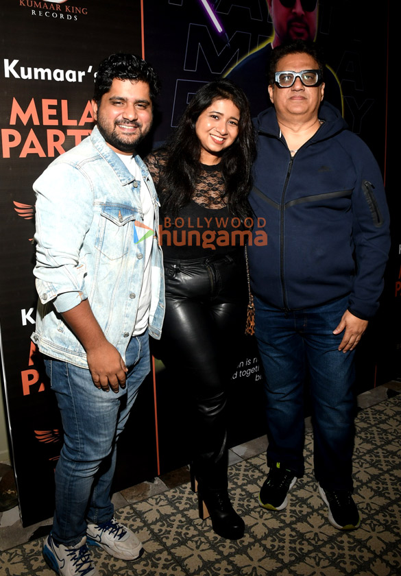photos anu malik sunil grover rajat bedi and others grace lyricist kumaars birthday bash 23
