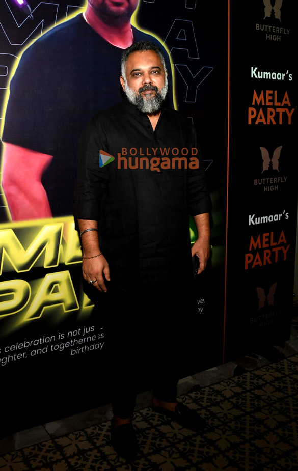 photos anu malik sunil grover rajat bedi and others grace lyricist kumaars birthday bash 33