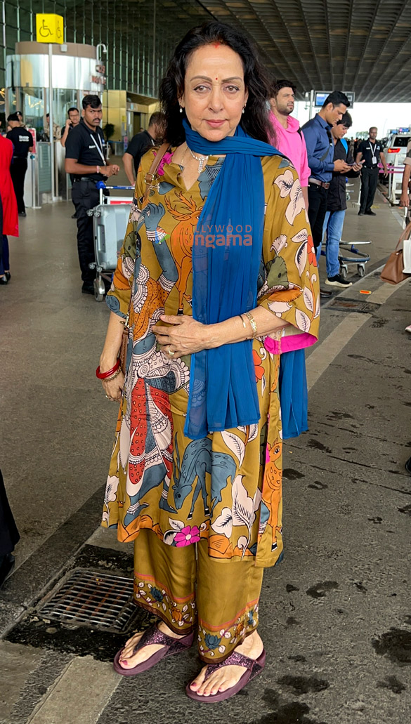 photos bhumi pednekar sushmita sen hema malini and others snapped at the airport 3