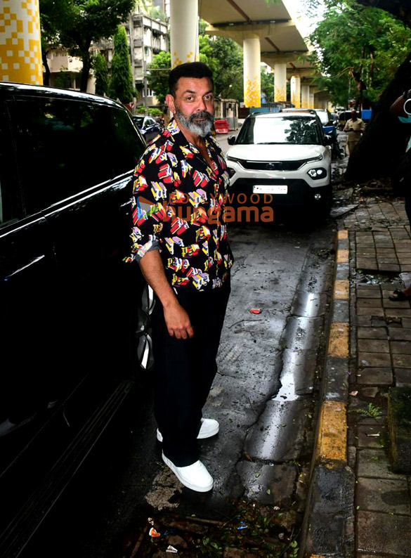 photos bobby deol snapped at eve cafe in santacruz 2