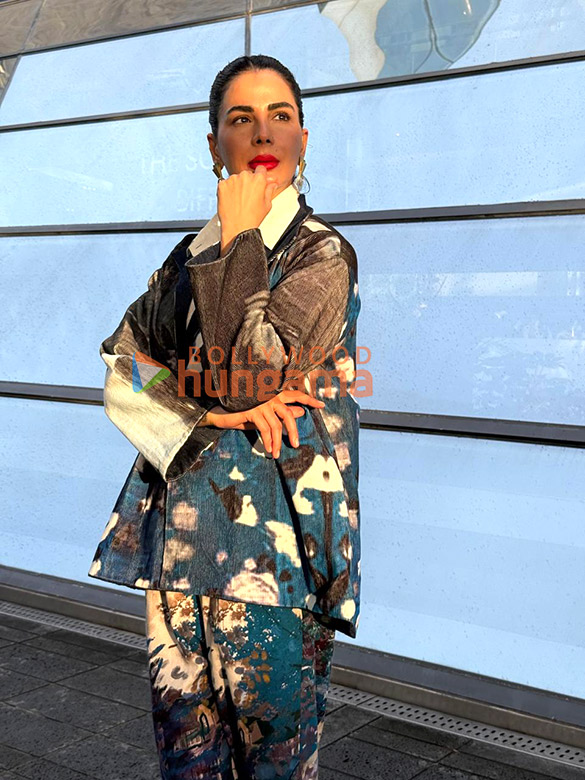 photos kirti kulhari and tannishtha chatterjee snapped at the busan international film festival for the world premiere of their film full plate 2