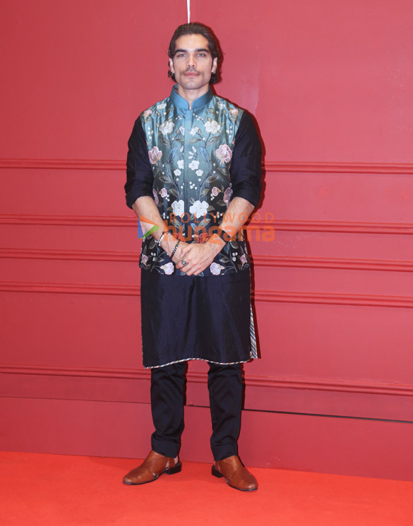 photos mahima choudhary raveena tandon jaaved jaaferi and others snapped at jj valaya store launch 13