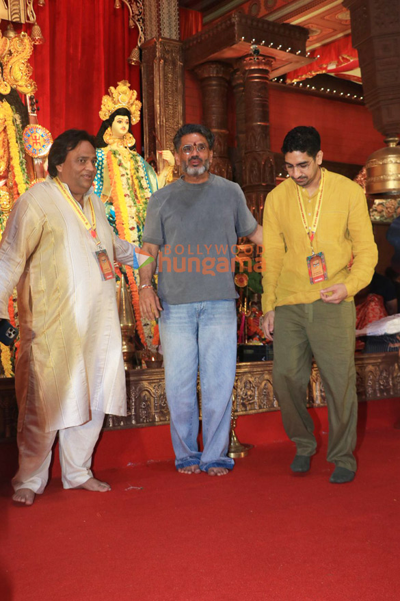 photos mouni roy suniel shetty rupali ganguly and others snapped at a durga puja pandal 11