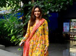 Photos: Mrunal Thakur snapped in Andheri