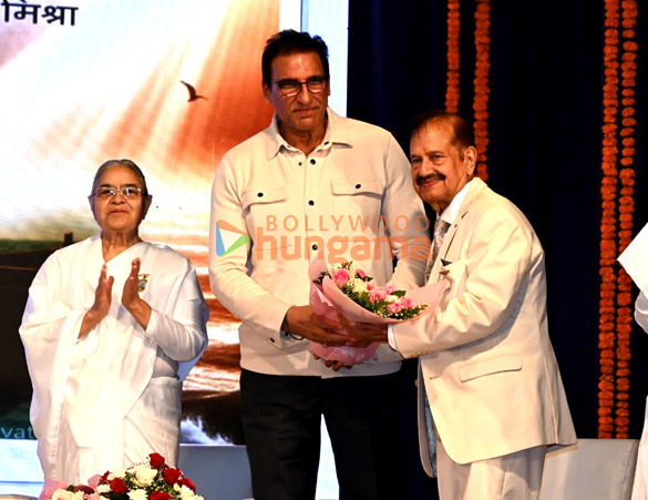 photos poonam dhillon mukesh rishi tej sapru and others graced the launch of chaand mishras book toofano mein tohfa 1