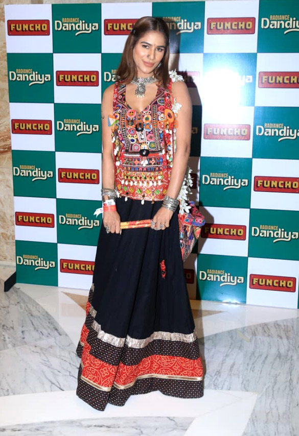 photos poonam pandey vishal jethwa orhan awatramani and others attend funcho garba celebrations 6