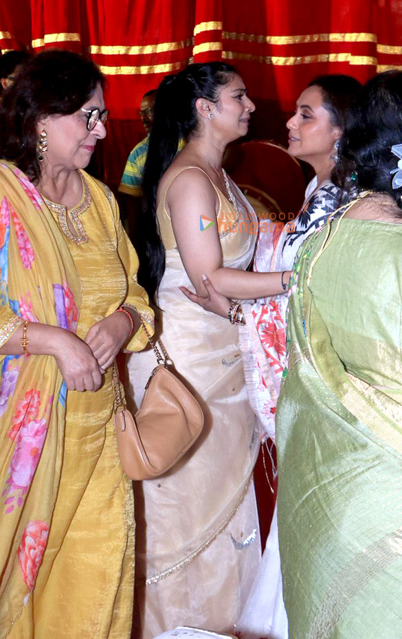photos rani mukerji kajol ayan mukerji and others snapped during durga puja at north bombay sarbojanin 6