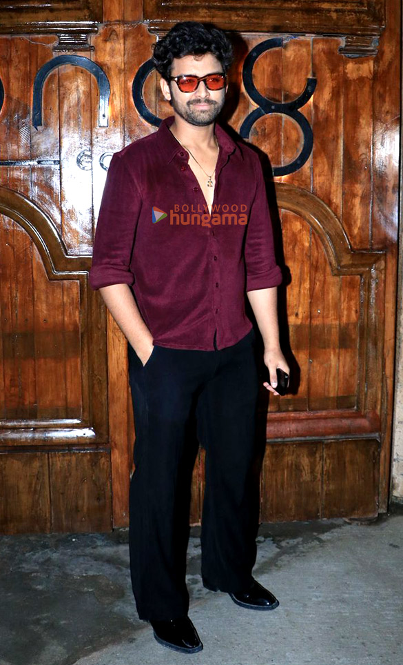 photos roshni walia jannat zubair rahmani and samarth jurel grace reem shaikhs birthday bash 3