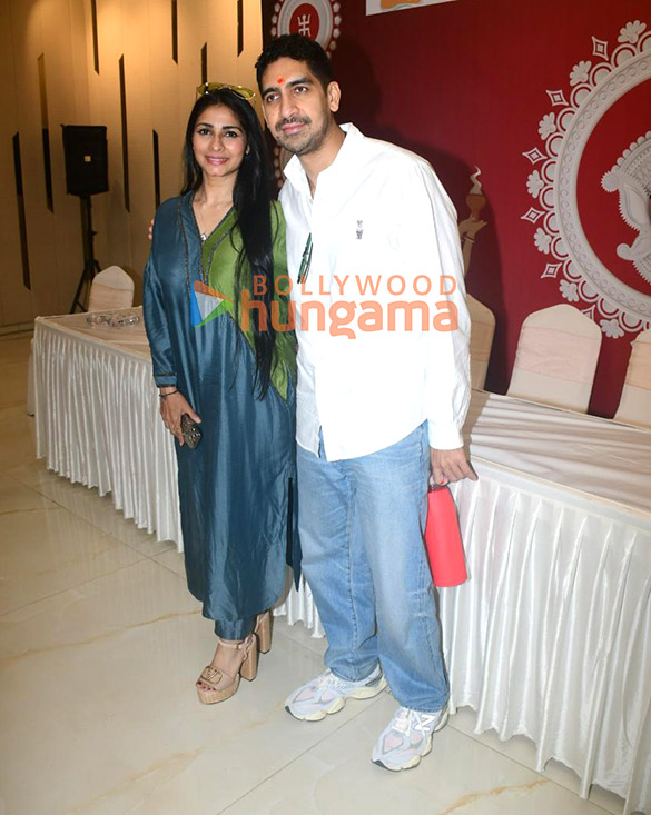 photos tanishaa mukerji ayan mukerji and others snapped at north bombay sarbojanin durga puja 2025 press meet 4
