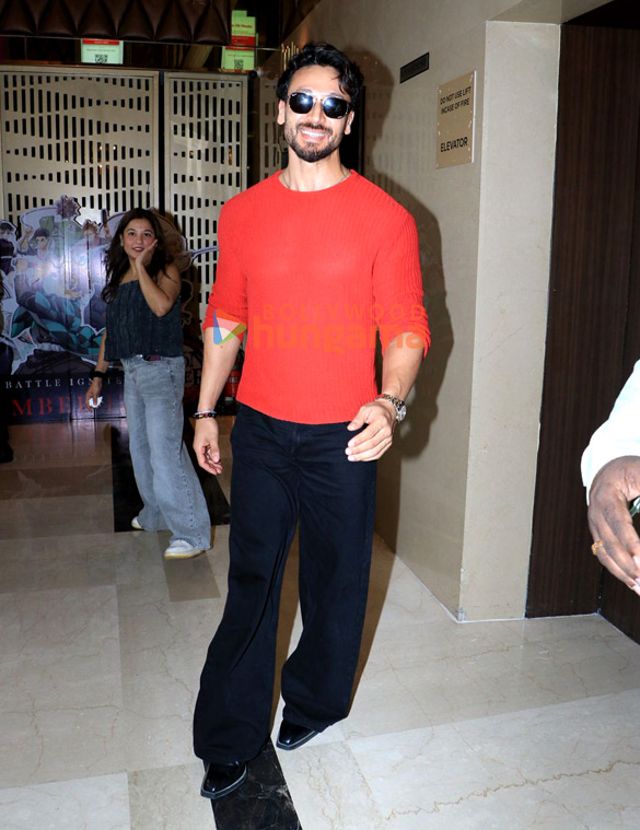 photos tiger shroff snapped promoting baaghi 4 at pvr icon andheri 4