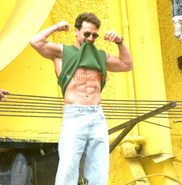 photos tiger shroff visits gaiety galaxy for baaghi 4 promotions 8