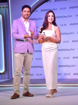 Photos: Yami Gautam Dhar snapped at OLAY product launch event
