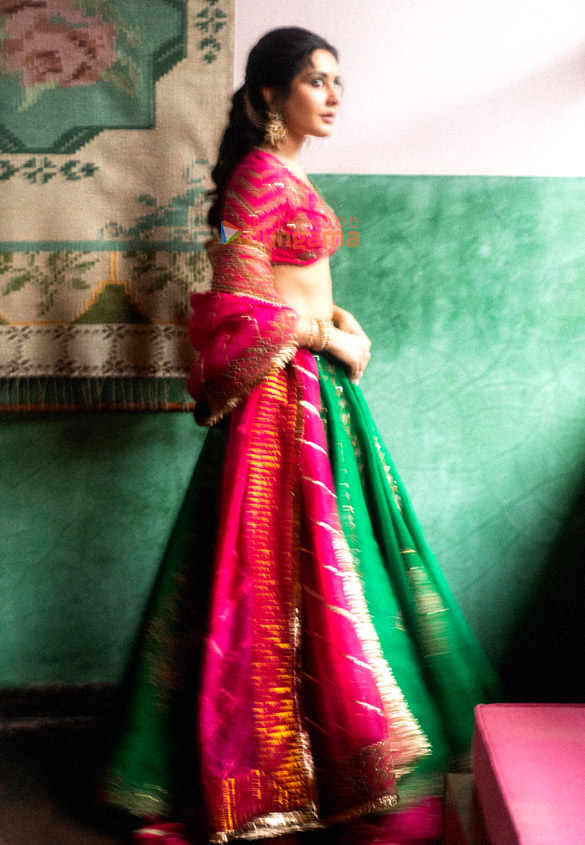 raashi khanna 9 3