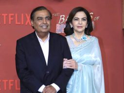Mukesh Ambani & Nita Ambani pose for media