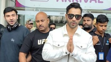 Sunny’s sanskari arrival at the airport! Varun Dhawan
