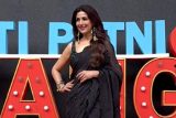 Timelessly gorgeous! Sonali Bendre