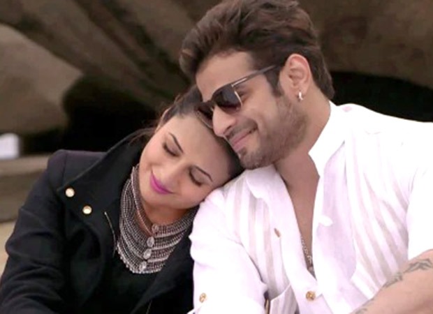 Divyanka Tripathi and Karan Patel reunite as Ishita–Raman for Star Parivaar Awards 2025 2025 : Bollywood News – Bollywood Hungama