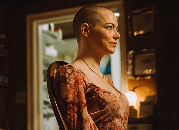 योर्गोस लैंथिमोस की बुगोनिया 31 अक्टूबर को भारतीय सिनेमाघरों में प्रदर्शित होगी, जिसमें एम्मा स्टोन और जेसी पेलेमन्स मुख्य भूमिका में हैं।