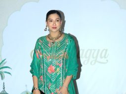 Photos: Gauahar Khan, Ayesha Khan and others attending Ravi Dubey and Sargun Mehta’s Diwali party