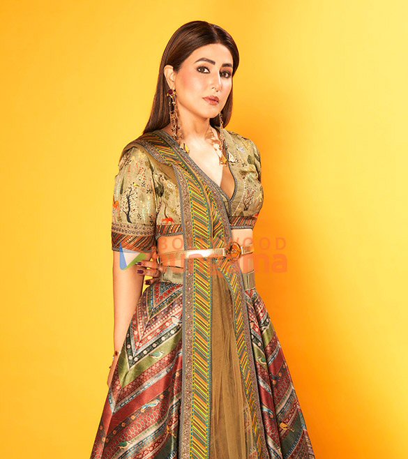 hina khan 3 69
