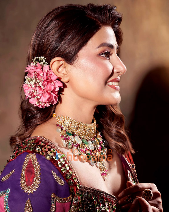 hina khan 4 64