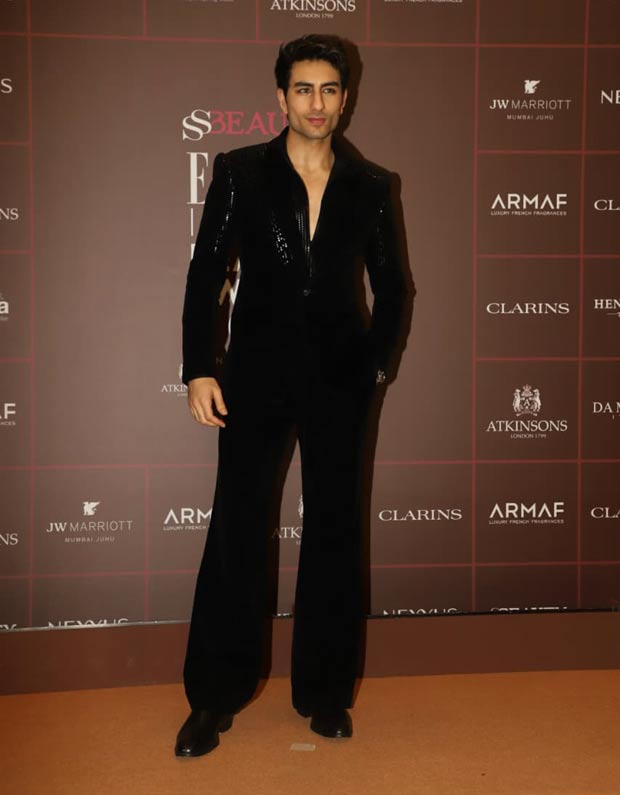 From Rakul Preet Singh to Fatima Sana Shaikh, Kriti Sanon, and more celebs turn heads with statement-making looks at ELLE Awards 2025