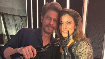 Kajol and Shah Rukh Khan recreate Filmfare moment; internet goes nostalgic