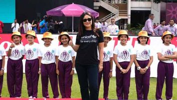 Kareena Kapoor Khan leads Trophy Walkout at ICC Women’s World Cup Semi-Final, promotes UNICEF’s ‘Promise to Children’ campaign