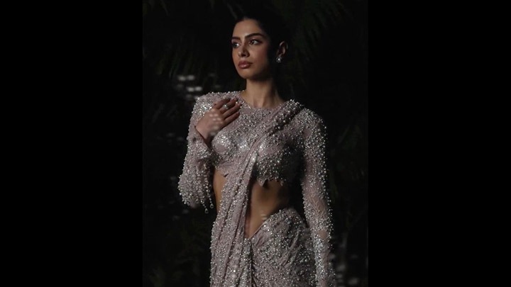 Khushi Kapoor drapped in pearls