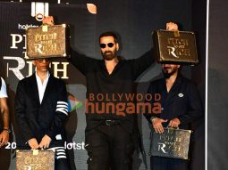 Photos: Akshay Kumar, Karan Johar, Malaika Arora and others snapped at Pitch To Get Rich press conference in Bandra