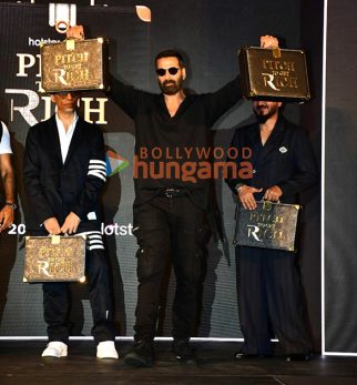 Photos: Akshay Kumar, Karan Johar, Malaika Arora and others snapped at Pitch To Get Rich press conference in Bandra