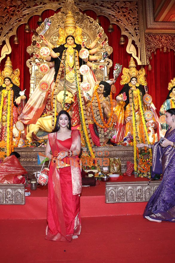 photos alia bhatt hrithik roshan rani mukerji karan johar ajay devgn kajol and others snapped at 79th north bombay sarbojanin durga puja 14