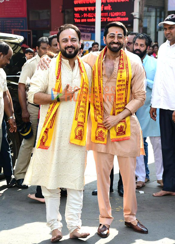 Photos: Ayushmann Khurrana, Amar Kaushik seek blessings at Siddhivinayak Temple after release of Thamma Photos: Ayushmann Khurrana, Amar Kaushik seek blessings at Siddhivinayak Temple after release of Thamma