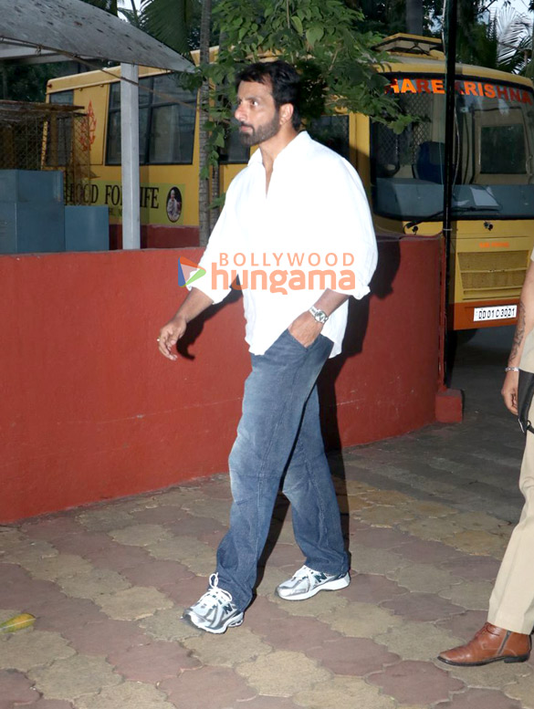 photos jackie shroff rohit shetty sonu sood aditya pancholi and others attend pankaj dheers prayer meet 2025 39