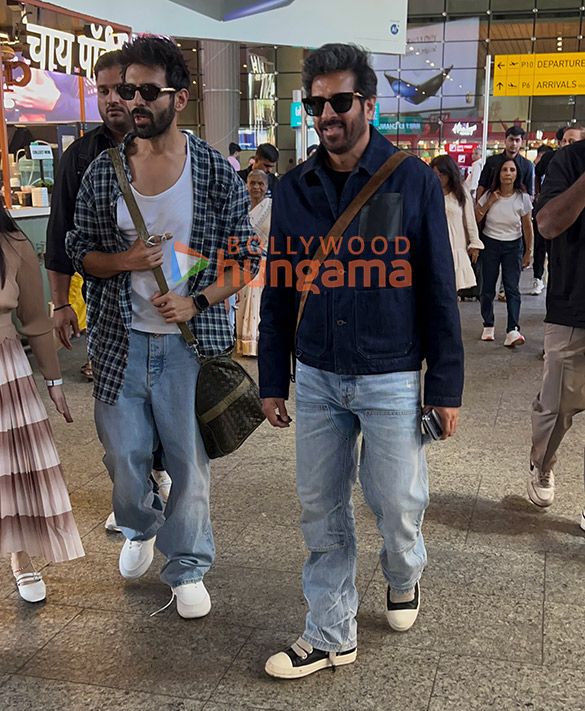 Photos: Kartik Aaryan, Kabir Khan, Mrunal Thakur and Twinkle Khanna snapped at the airport Photos: Kartik Aaryan, Kabir Khan, Mrunal Thakur and Twinkle Khanna snapped at the airport