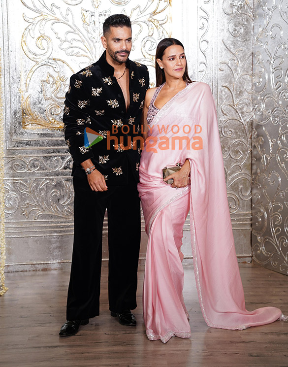 photos kriti sanon ananya panday alaya f sara ali khan and others attend manish malhotras diwali party 43
