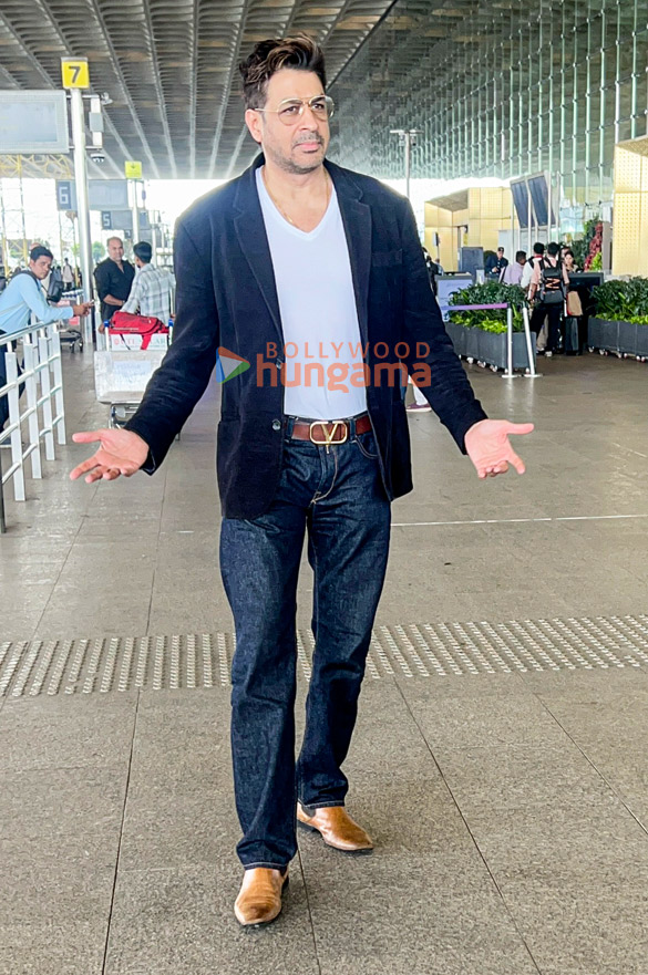 photos mouni roy adnan sami rajat bedi and others snapped the airport 1