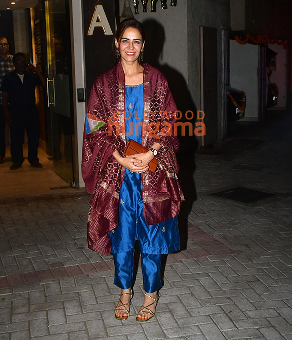 photos nargis fakhri mona singh vijayta pandit and others snapped attending nidhi duttas diwali bash 2 photos nargis fakhri mona singh vijayta pandit and others snapped attending nidhi duttas diwali bash 2
