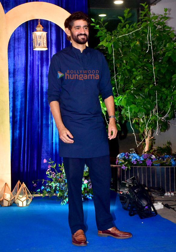 photos nargis fakhri nikita dutta divya khossla snapped at emmay entertainments diwali party 35
