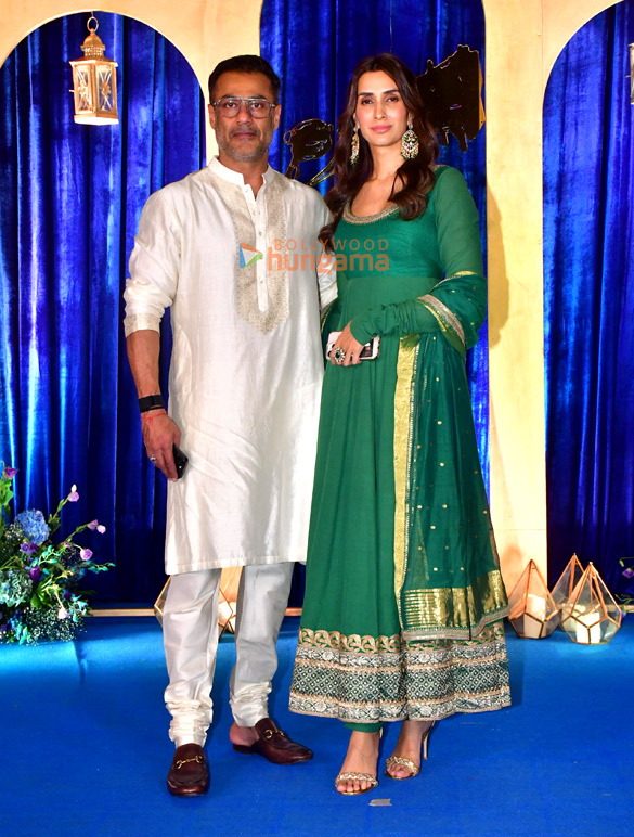 photos nargis fakhri nikita dutta divya khossla snapped at emmay entertainments diwali party 51