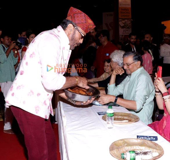 photos priyanka chopra jonas ranbir kapoor rani mukerji kajol and others snapped during durga puja at north bombay sarbojanin 22