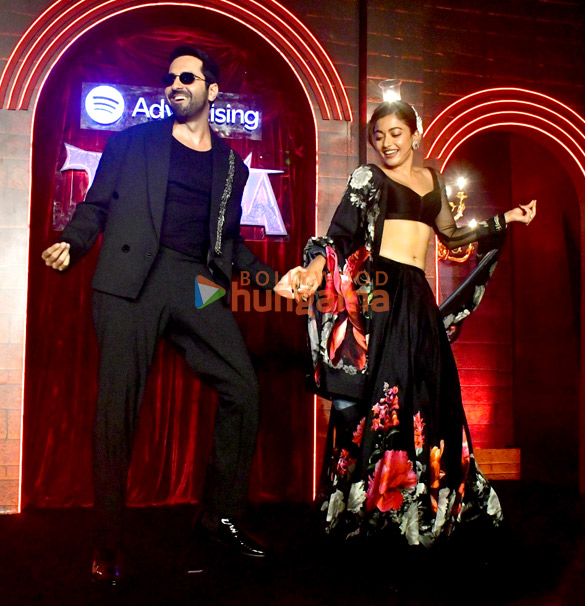 photos rashmika mandanna malaika arora ayushmann khurrana and others grace poison baby song launch from film thamma 10