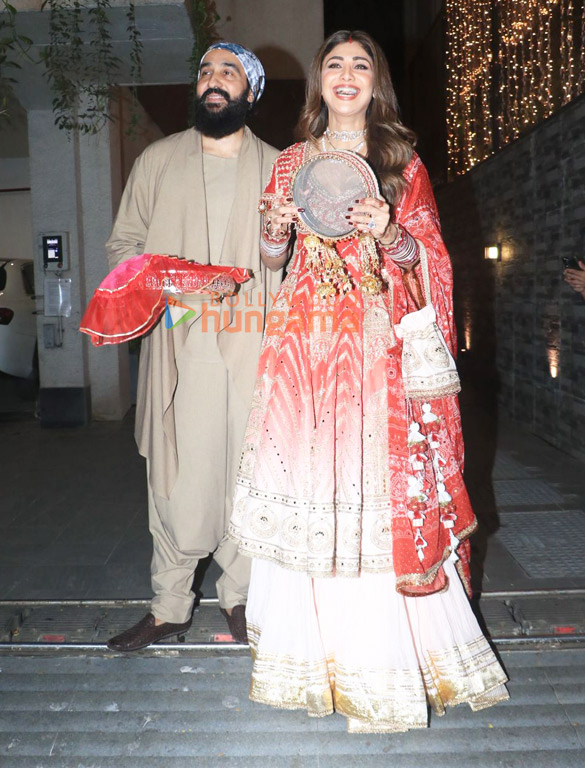 photos raveena tandon shilpa shetty mira rajput kapoor and others snapped at anil kapoors residence for karwa chauth 007 3