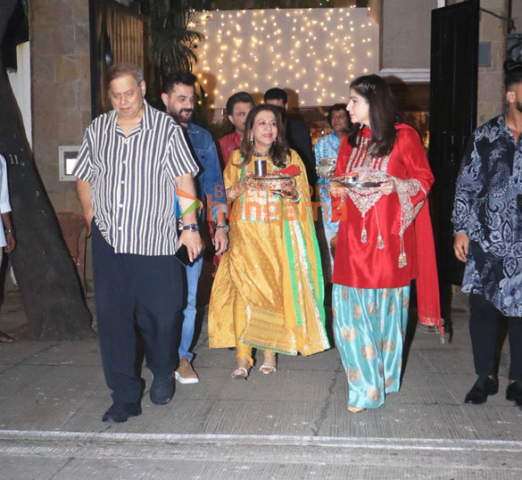 photos raveena tandon shilpa shetty mira rajput kapoor and others snapped at anil kapoors residence for karwa chauth 007 7